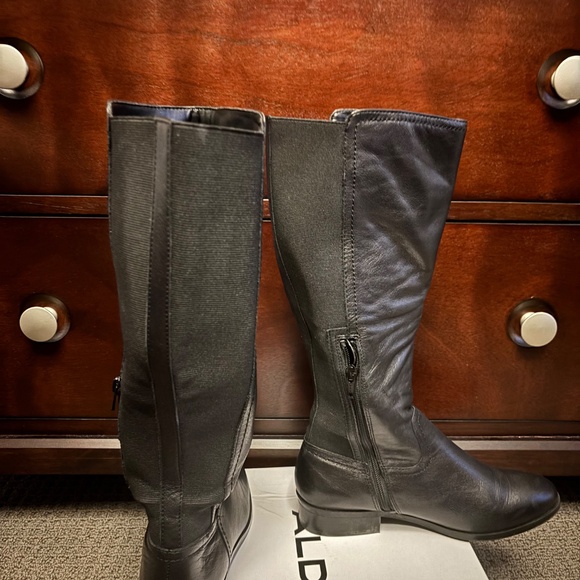 Black knee high boots -  size 7 -Aldo - Picture 3 of 4